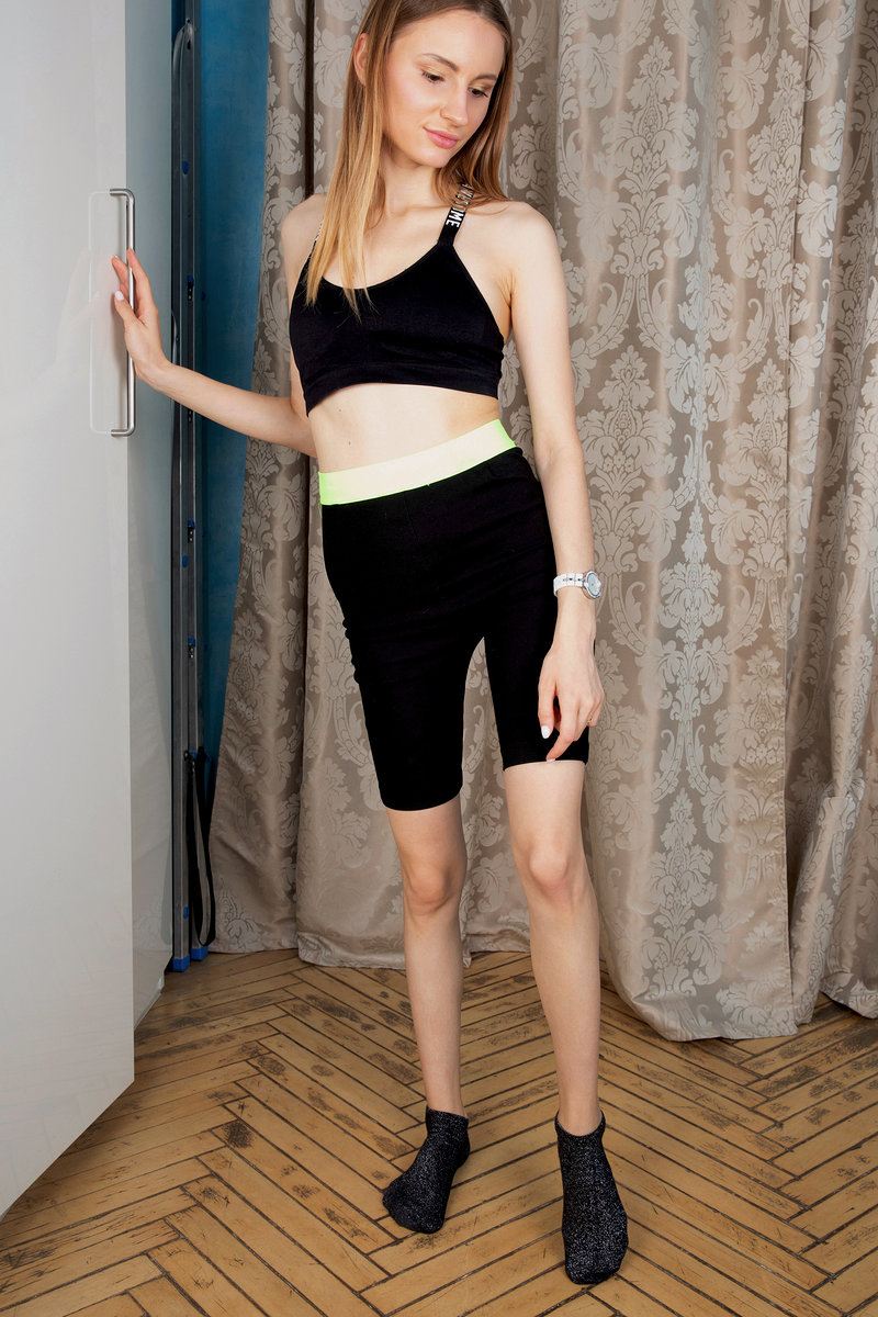 Ксения, 18
